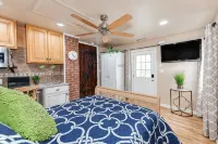 Love, Work at Mellow Yellow Suite B near DT Waxhaw - 3-Star