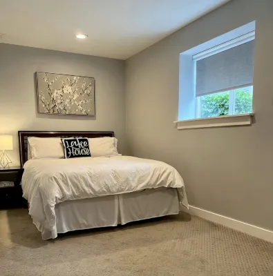 Lakefront Apartment on Beautiful Lake Tapps, Spectacular Views - 4 stjerner