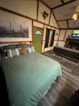 Tale of the trout cabin located 1 mile from the trout stream and Lake - Wifi