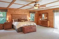 Secluded Cabin w/ HOT TUB, Woodburning Stove, VIEW on PRIVATE 2 acres - balcony
