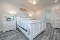 Copano Bay, Rockport, Tx. Waterfront, Private Pool & Hot Tub, & Pier - 4-Star