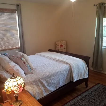 Remodeled & Fully Furnished Home South/East side Augusta near interstate 520