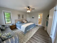 Little Buck Bungalow - Deerfield Lake View Home on Norris Lake - Wi-Fi