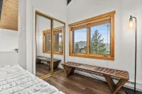 Mountain modern-At the base - 3 estrellas
