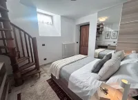Cervinia House - Alpine Apartments & Chalet - 溫泉