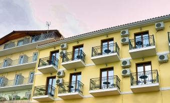 Castri Hotel