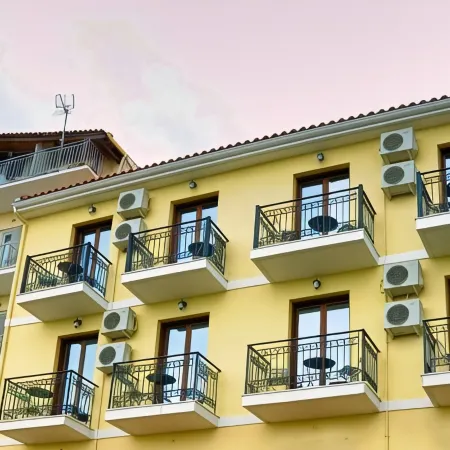 Castri Hotel