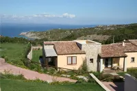 Punta Falcone Resort - parking