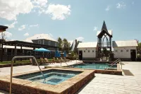 Coastal Charm - Steps to Park and Pool - 4-Star