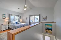 1/2 Mi to Riverwalk! Historic Dtwn Southport Condo - ビーチサイド