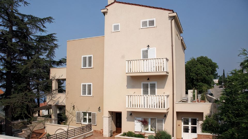 Hotel Abalone