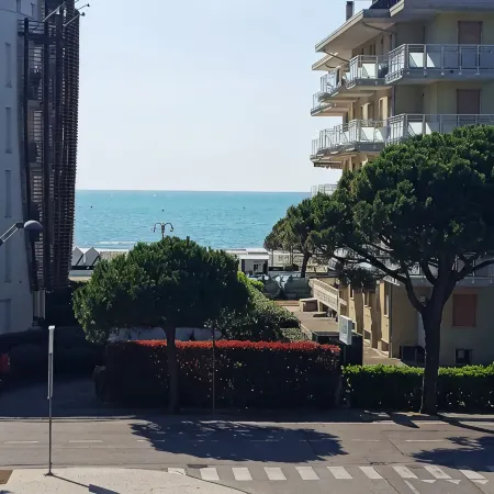 Jesolo Apartment: Love Nest Venice