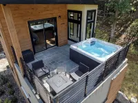 Secluded modern cabin with hot tub - Alppimaja
