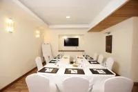 Bidwood Suite Hotel - Lemmikkieläimet sallittu