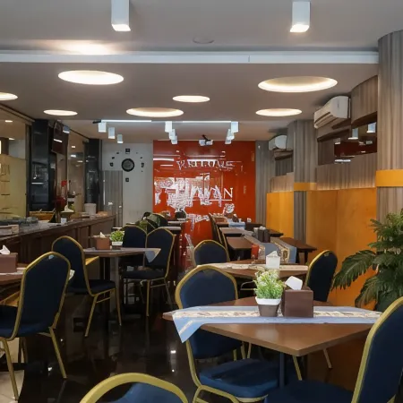 Deivan Hotel