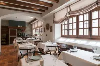 President's House Hotels in Avila