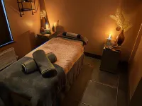 Stay at-FL Hotels in Colgate