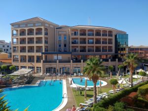 Ama Islantilla Resort