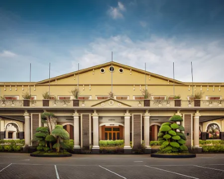 Paseban Sena Ballroom and Boutique Hotel Hotels in Mayangan