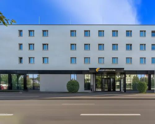 PLAZA Premium München Hotels near Institut für Rundfunktechnik
