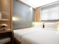 Bluejay Residences Ap Lei Chau Hotels near Aberdeen Centre
