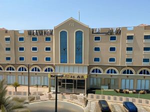 Warwick Al Jubail Hotel