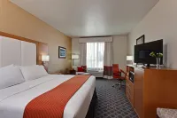 Holiday Inn Express North Hollywood - Burbank Area, an IHG Hotel