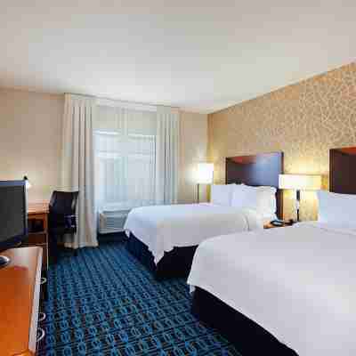 Fairfield Inn & Suites Los Angeles West Covina Rooms