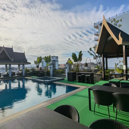 Prime Asia Hotel