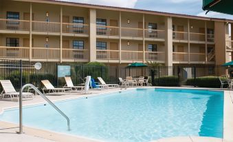 La Quinta Inn by Wyndham New Orleans Veterans / Metairie