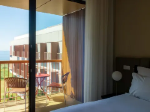 シネズ シー ビュー ホテル シネスのホテル