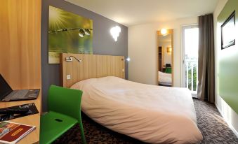 Enzo Hotels by Kyriad Direct Trappes