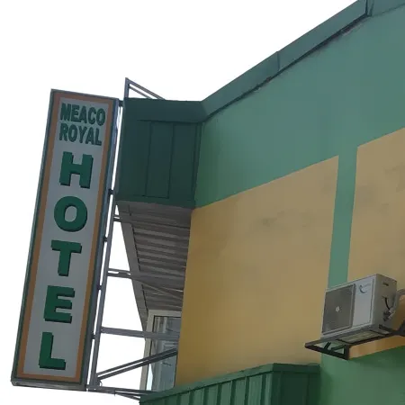 Meaco Royal Hotel - Lipa