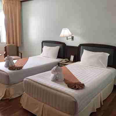 Thong Tarin Hotel Rooms