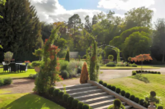 โรงแรมโอ๊ทแลนด์ ปาร์ค โรงแรมใน