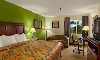 Days Inn & Suites by Wyndham Wichita