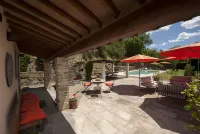 Mulino Cintoia Chianti Toscana esperienza piscina, sauna e Jacuzzi