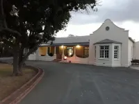 Roode Bloem Farm House