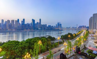Chongqing Yangtze River International Riverside Island Homestay