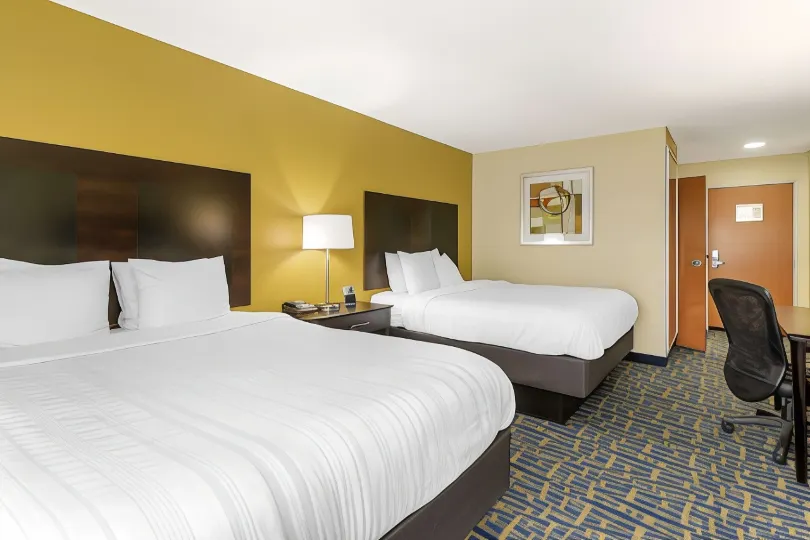 Best Western Plus Brunswick Inn  Suites