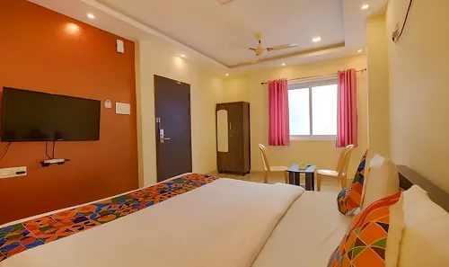 Fabhotel Saravana Executive Hotels in Chengalpattu