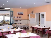 Le National Hotels in Sète