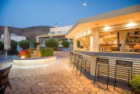 Almiriki Chios Rooms & Apartments - bar