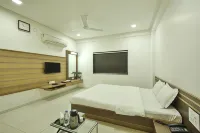 Radhe Upavan Resort Hotels in Malarpura