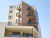Hotel Shine Palace Hotels in Saguramo