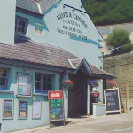 Rose and Crown Hotel & Hope and Anchor Bar Hotel a Fishguard and Goodwick