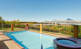 Days Inn & Suites by Wyndham Vicksburg