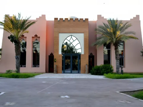 喬凡斯里亞德酒店