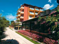 호텔 두 라크 브렌초네 Brenzone sul Garda 호텔