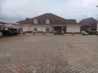 Monabliss Hotel & Suites